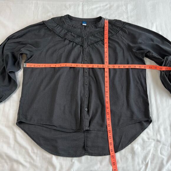 Old Navy Women's XS Cotton Blend Charcoal Gray Button Up Blouse - Picture 2 of 5